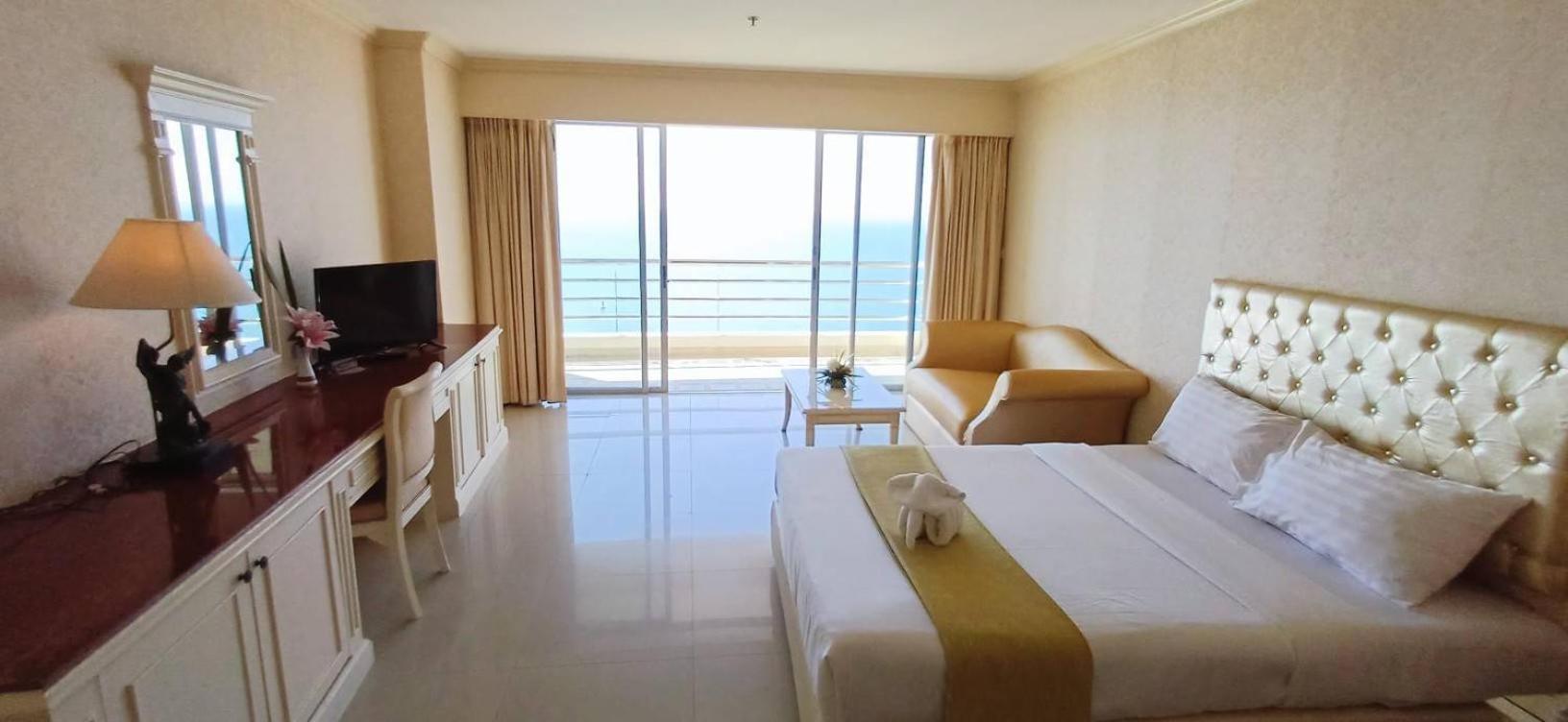 Adriatic Palace Hotel Паттая Екстер'єр фото