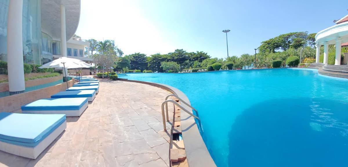 Adriatic Palace Hotel Паттая Екстер'єр фото