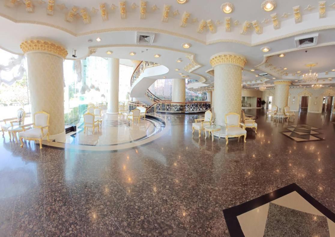 Adriatic Palace Hotel Паттая Екстер'єр фото