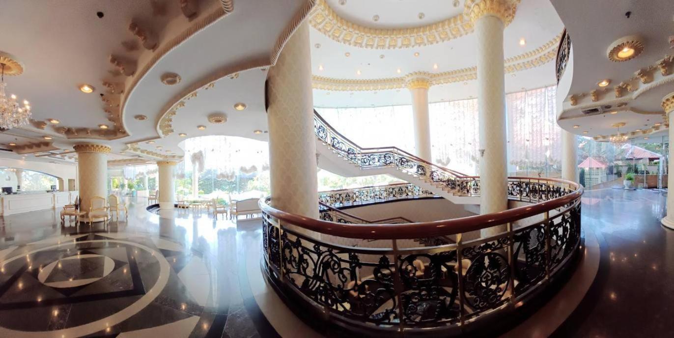 Adriatic Palace Hotel Паттая Екстер'єр фото