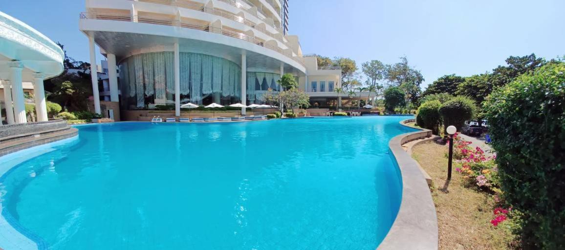 Adriatic Palace Hotel Паттая Екстер'єр фото