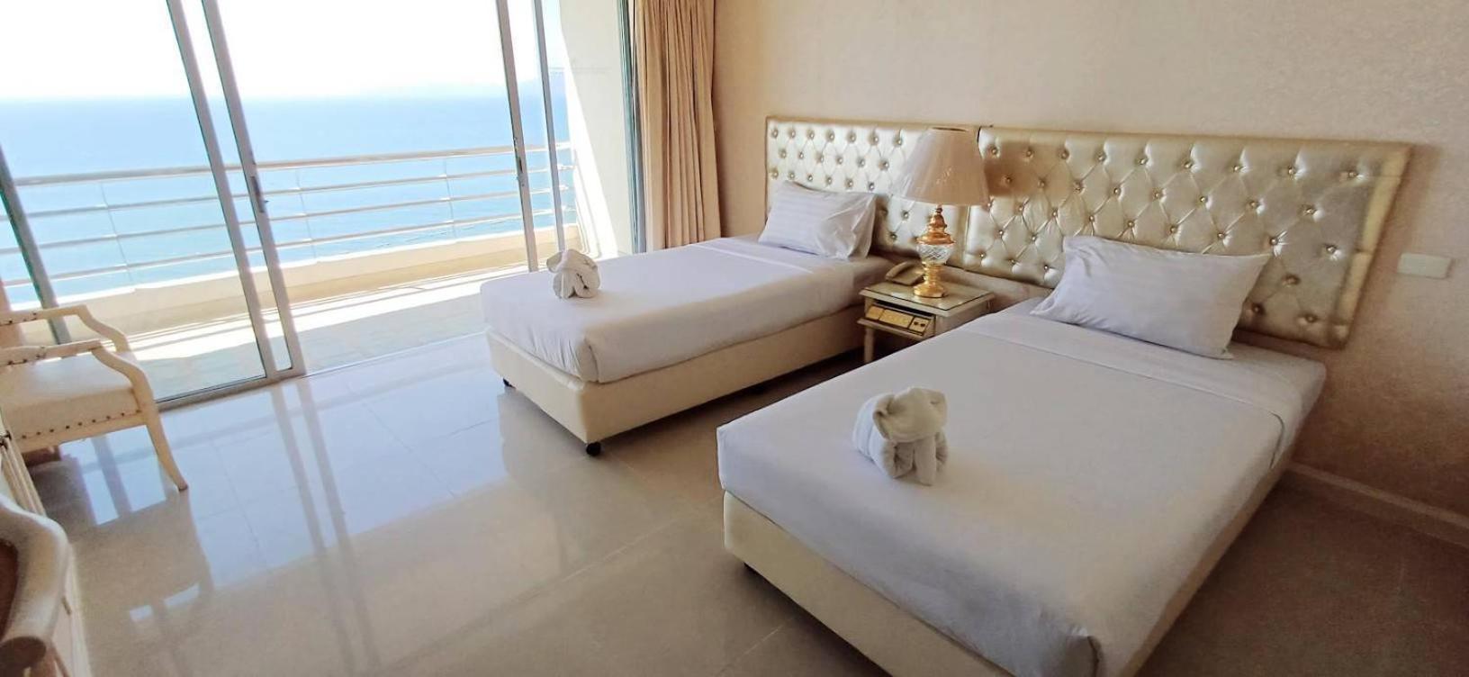Adriatic Palace Hotel Паттая Екстер'єр фото