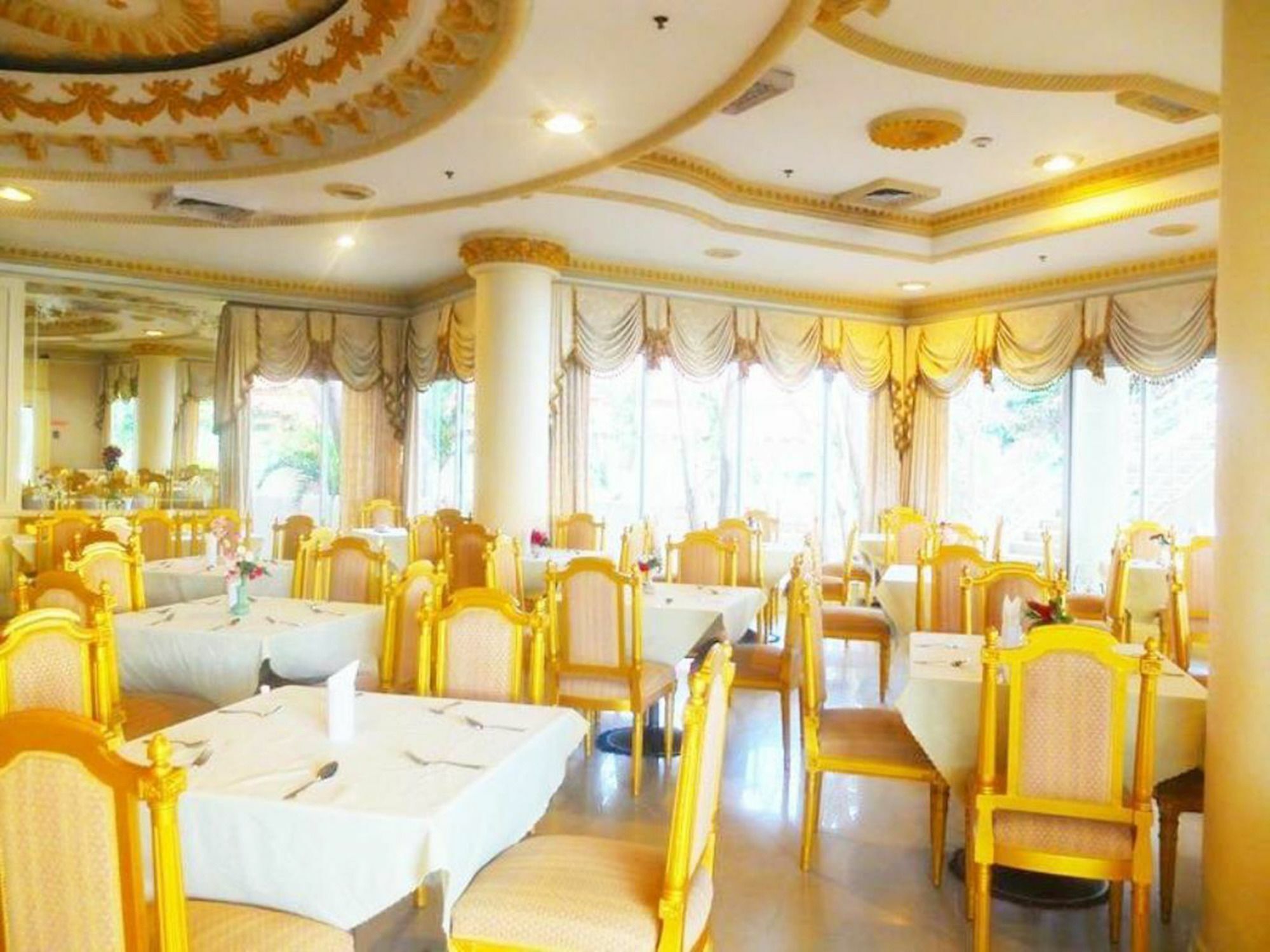Adriatic Palace Hotel Паттая Екстер'єр фото